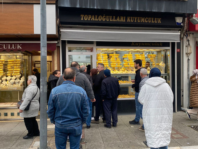 Altına hücum!