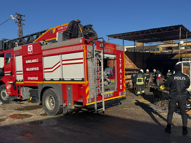 Sanayide korkutan yangın!