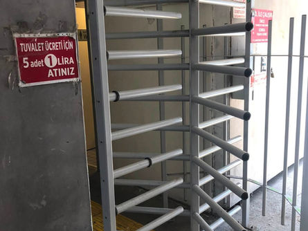 Yolcudan tuvalet isyanı