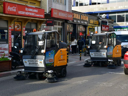 Elektrikli süpürgeler sokaklarda!