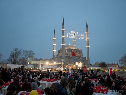 Balkanlar ‘Büyük Edirne İftarı’nda bir araya geldi
