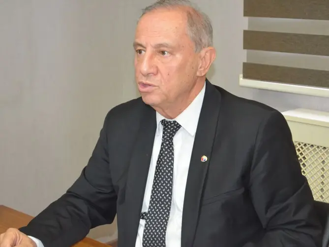 Altıntel yeniden aday