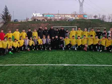 Milli futbolcudan moral ziyareti!