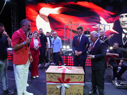 Hakan Altun'a "çeyiz sandığı”