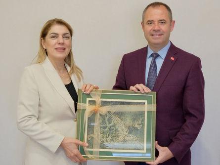 Bulut'tan Ak'a ziyaret