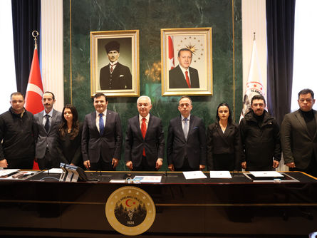 Validen Türkiye birincisi personel teşekkür