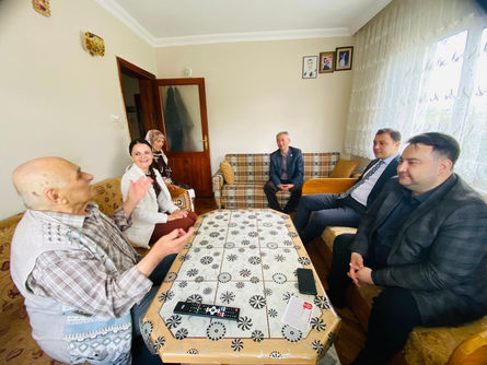 60 yıllık çiftlere ziyaret