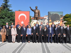 51 bin öğrenci ders başı yaptı