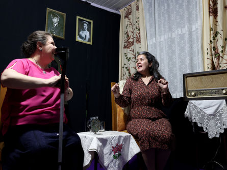 Köyün tiyatro sahnesi!