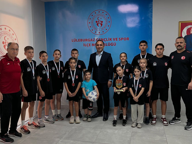 Lüleburgaz’ın güreş gururu!
