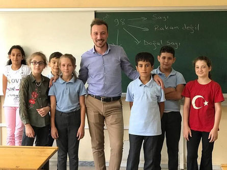 “Matematik korkulacak bir ders değil”