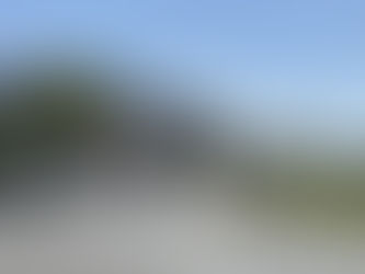 Askeri araçla otomobil çarpıştı