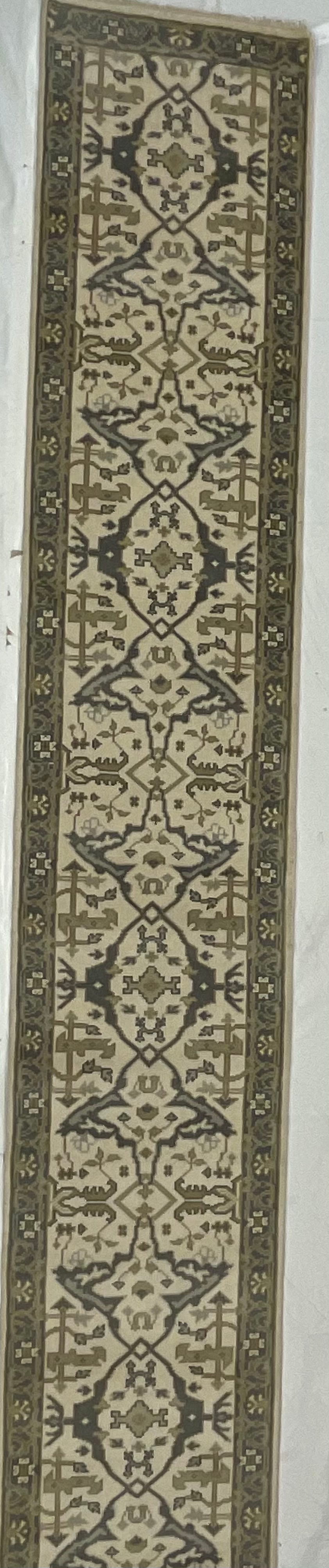 Fine Indian Oushak / 2'6"x23'7"