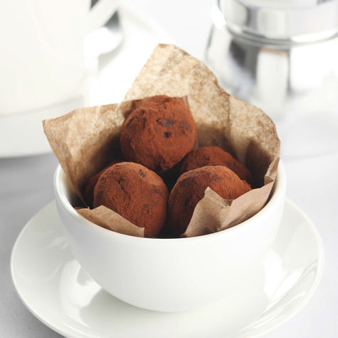 Recept: Smakelijke walnoot-dadel bonbons