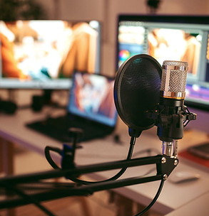 קורסי פודקאסט ועריכת וידאו