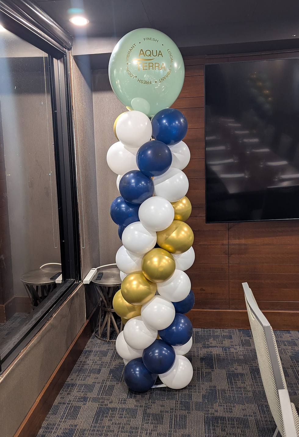 balloon-column-corporate-event-fredericton .jpg