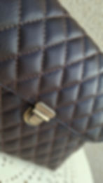 Miniature : LE MINI : Simili cuir matelassé CHOCO