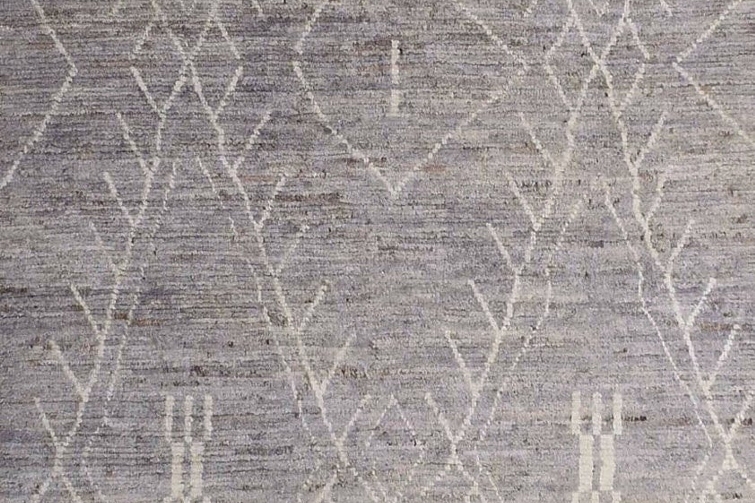 5x22 ft Minimalistic Tribal Beni Rug, Beige and Purple Highlight Rug, 22 ft Lon