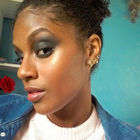 CONTORNO EM PELE NEGRA