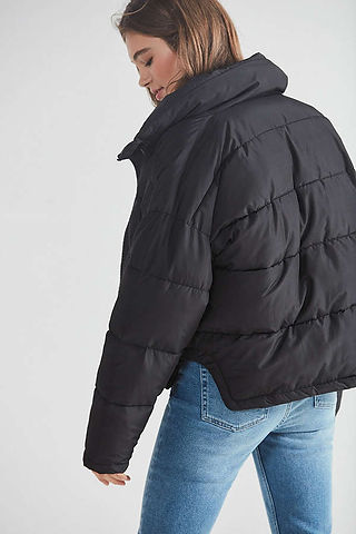 Black Puffer