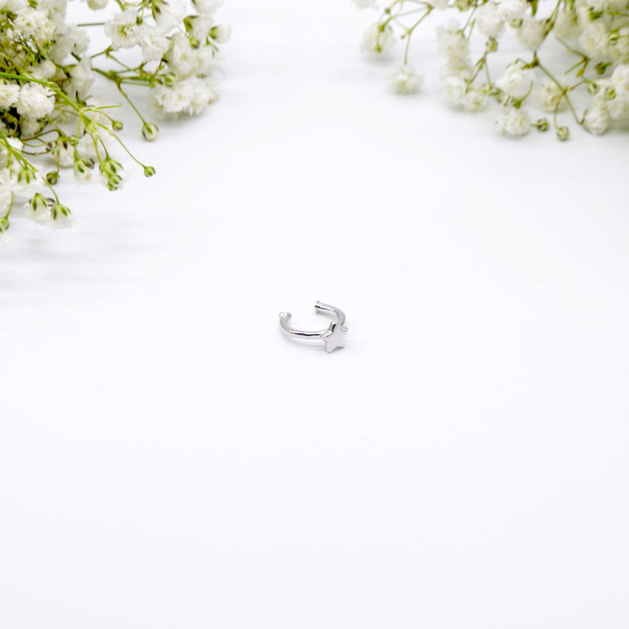 Orecchino Artigianale Etnico Star Oro Bianco vista laterale