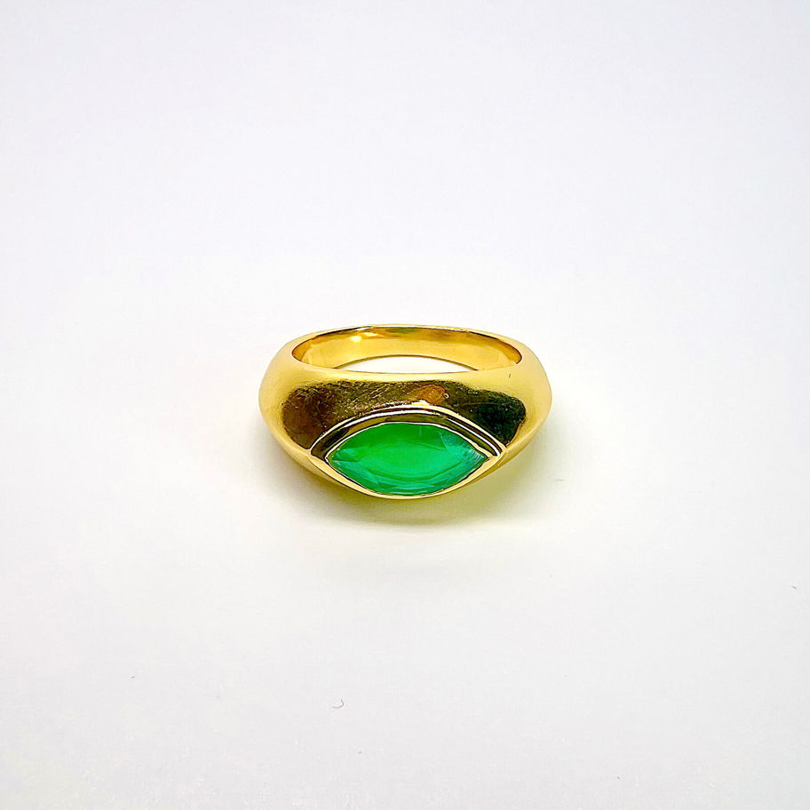Anello Artigianale Etnico Dwarka Green Oro Onice Verde foto dal davanti