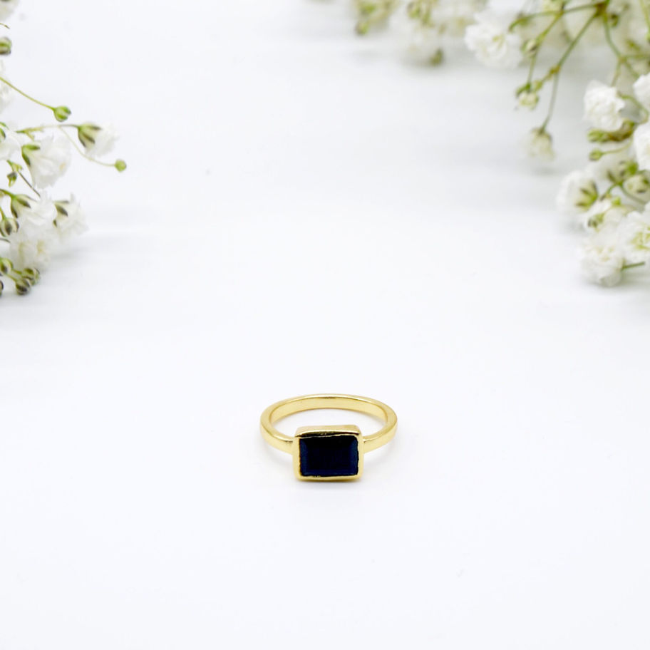 Anello Artigianale Etnico Patna Onice Nera foto dal davanti