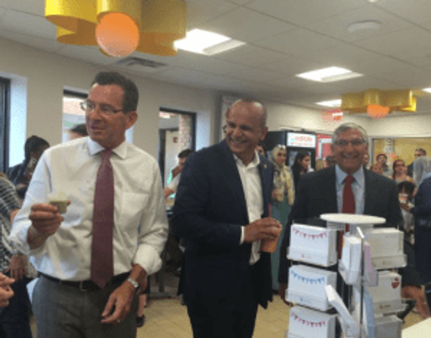 Edible Arrangements and Tariq Farid featured on BizCom PR publicity campaign