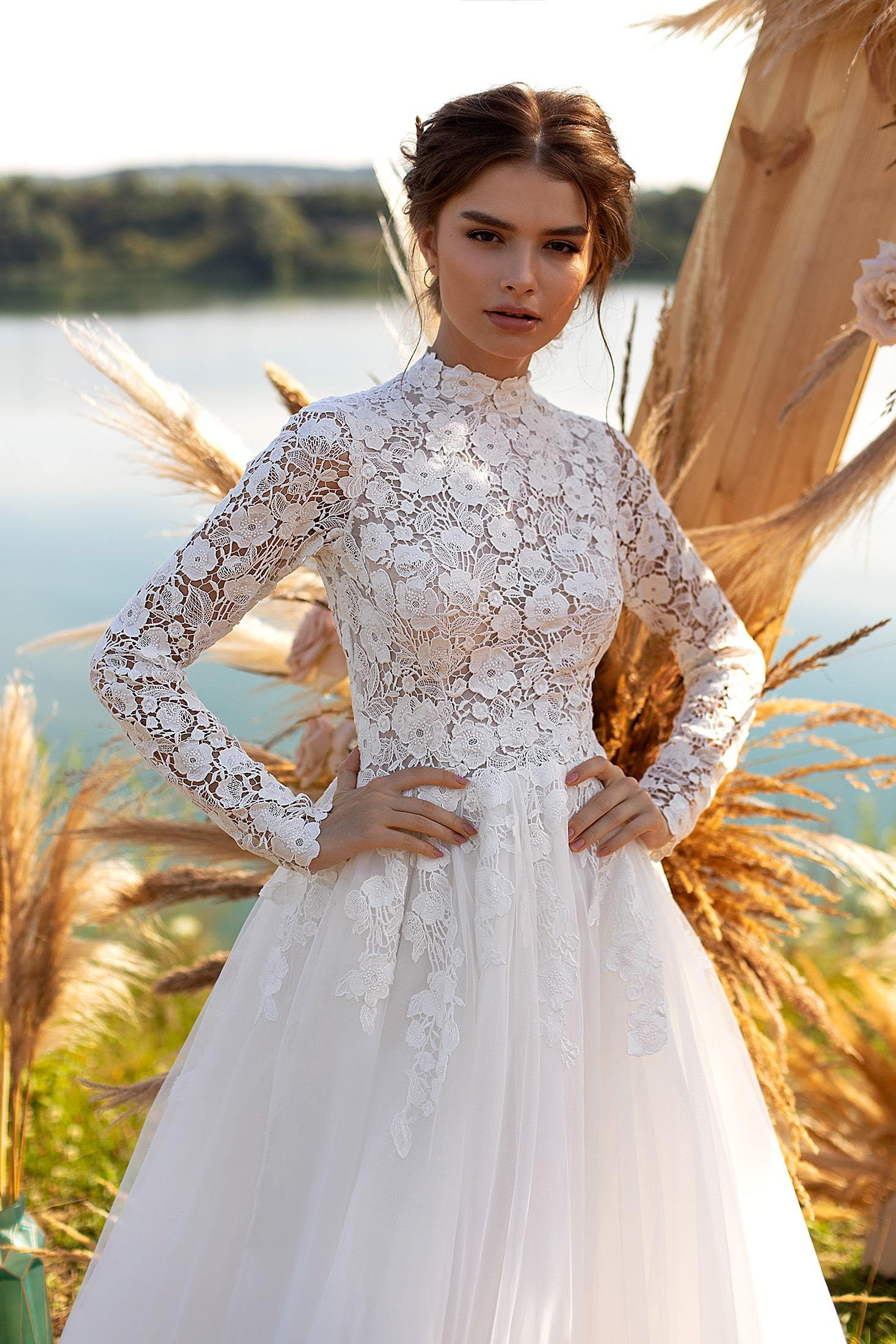 Cotton guipure high neck wedding dress with long sleeves modest Paris Hilton sty