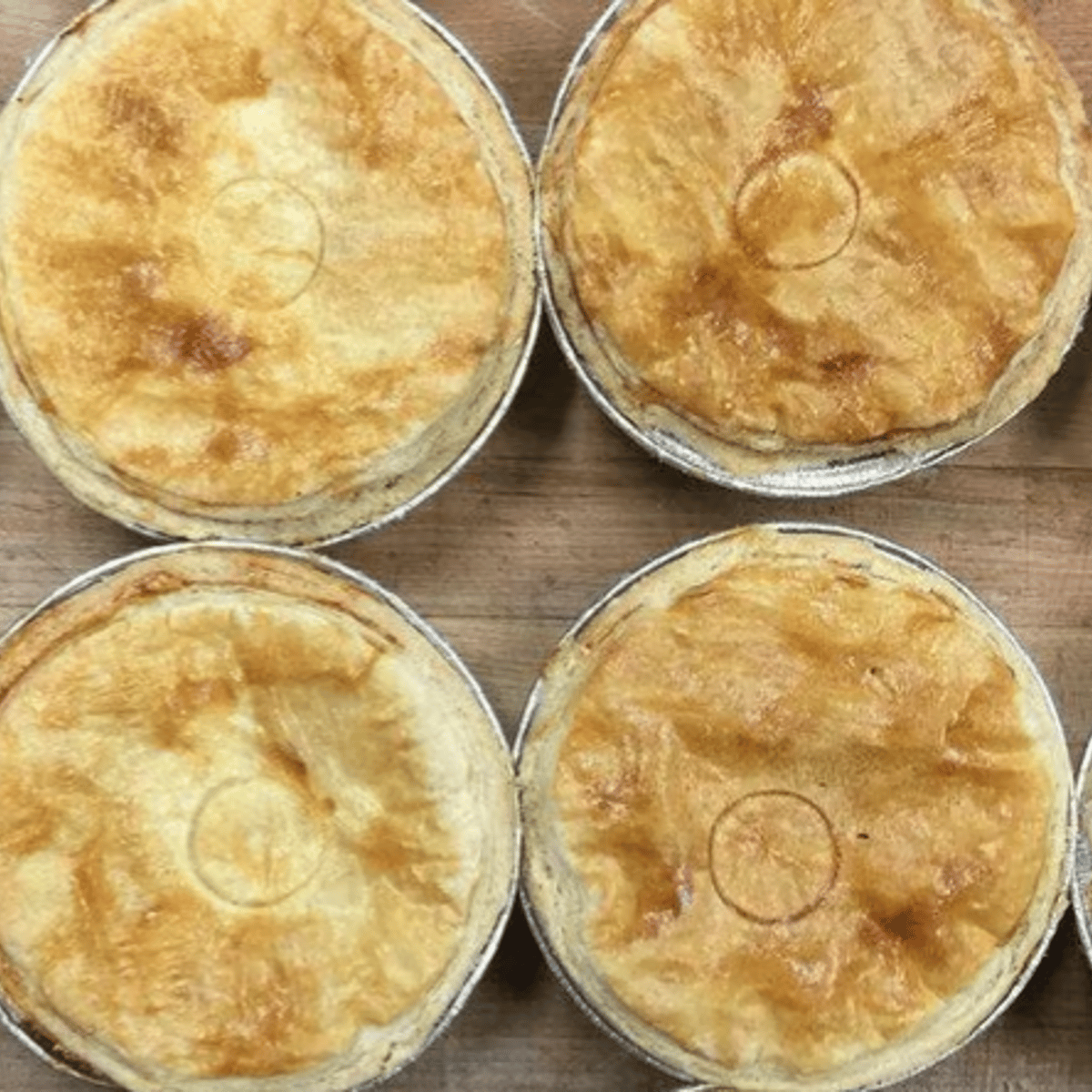 BRITISH PRIDE FESTIVE MEAT PIE