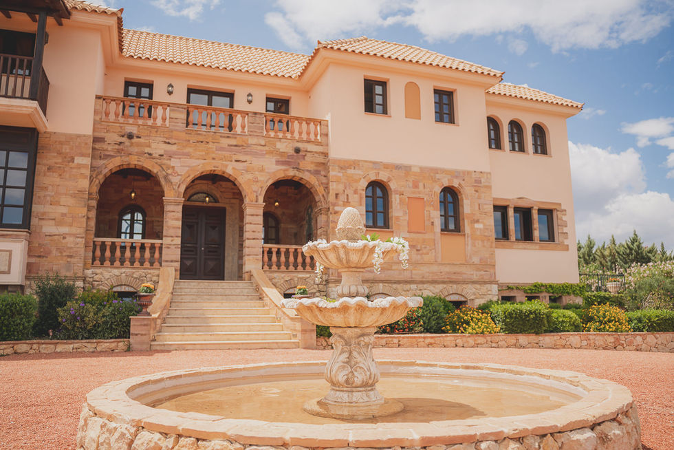 Giorgos Isabelle-003.jpg