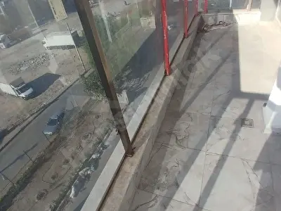 Küçük resim: Acil Satılık Buca Yeşilbağlar Daire Sıfır Site içerisinde