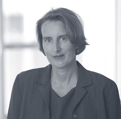dr_carolin_richter_hintergrund_edited.jpg
