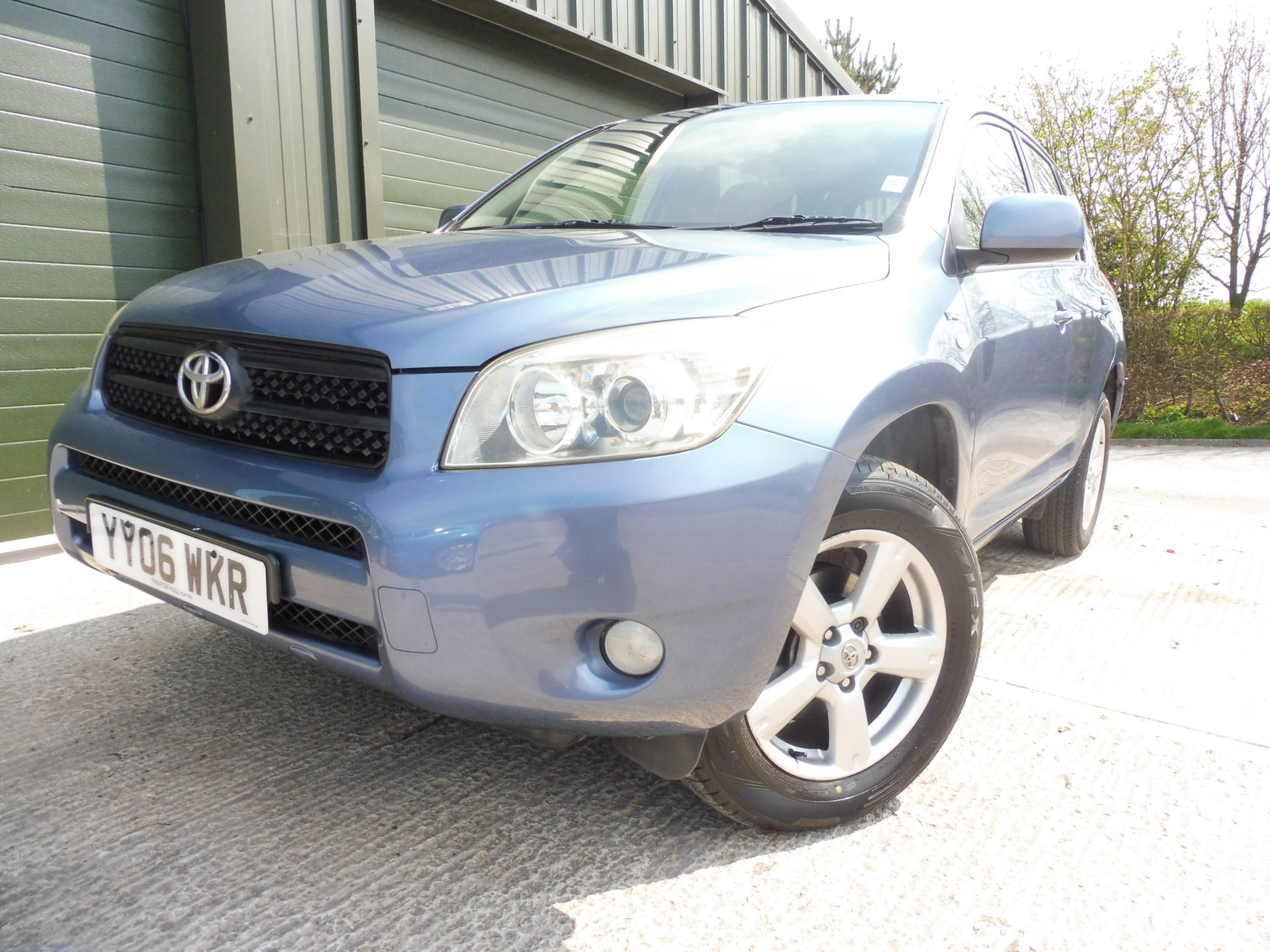 SOLD - 2006 Toyota Rav4 2.2 D-4D XT4 5d Manual