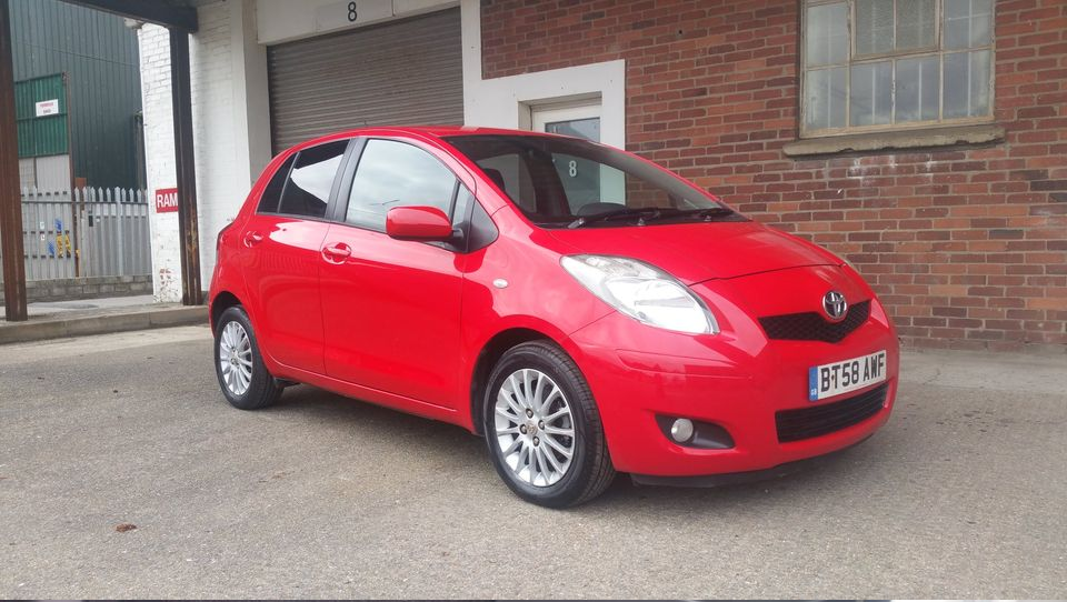 SOLD - 2009 Toyota Yaris 1.33 VVT-i SR Manual