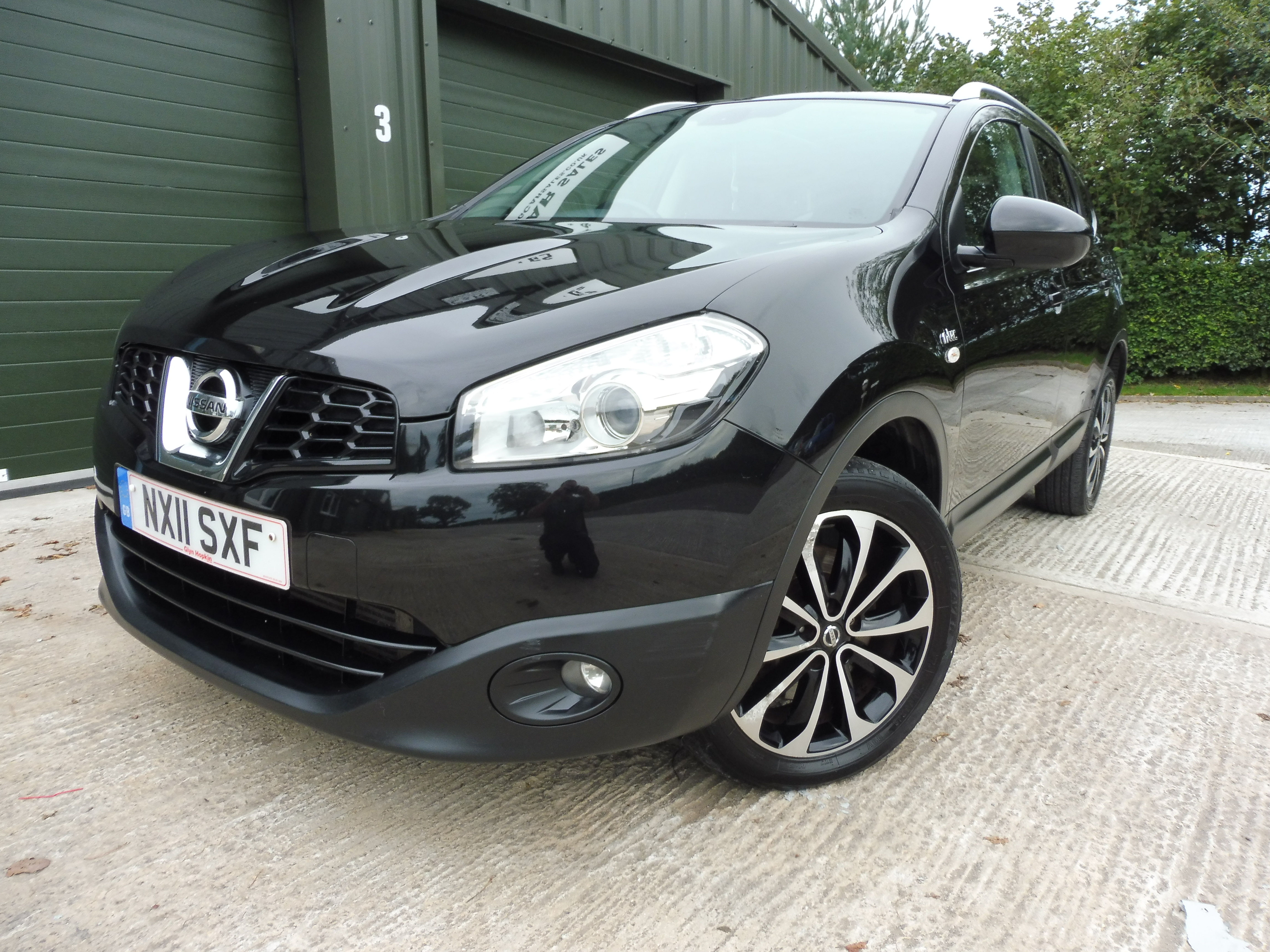 SOLD - 2011 Nissan Qashqai + 2 2.0 dCi N-Tec - 5dr Manual - 7 Seater