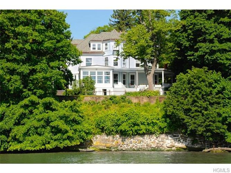 Nyack's "Ghost House" on the Hudson