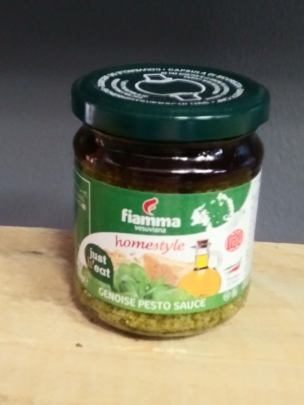 Basil pesto