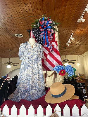 Gift Shop 1.jpg