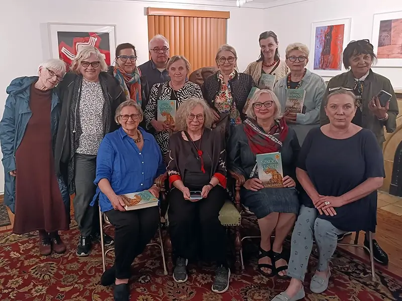 Book Club Polskiego Instytutu Teatralnego i Przytulisko Literackie - Wieczór autorski z Evą Stachniak i jej powieścią Szkoła Luster