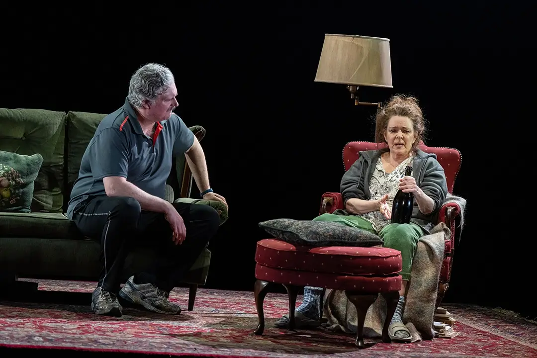 Cecilia Ann Popp, Sathya Sridharan & John Ellison Conlee in What If If Only  	Jon Ellison Conlee & Deirdre O'Connell in Imp. Zdjęcia Joan Marcus