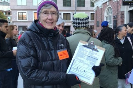 Wellesley Dems Register New Citizens to Vote