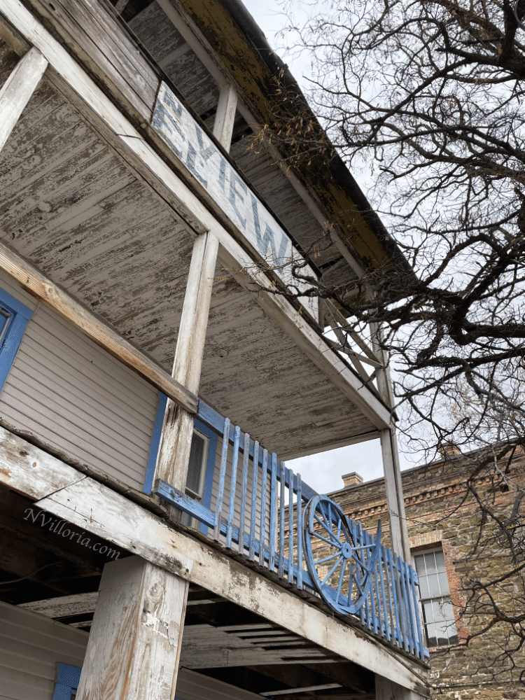 Building exteriors in Pioche, NV - via NVilloria.com