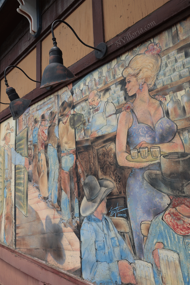 A large mural on the side of a building in Ely, Nevada - via NVilloria.com