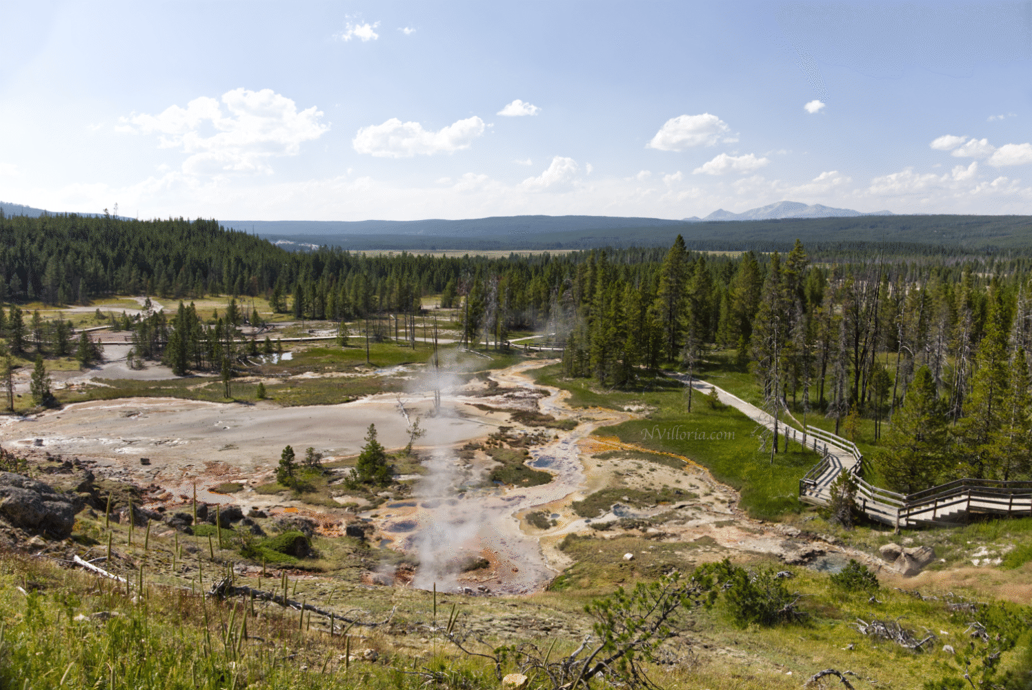 views of thermal activity at Artists' Paintpots in Yellowstone National Park - via NVilloria.com