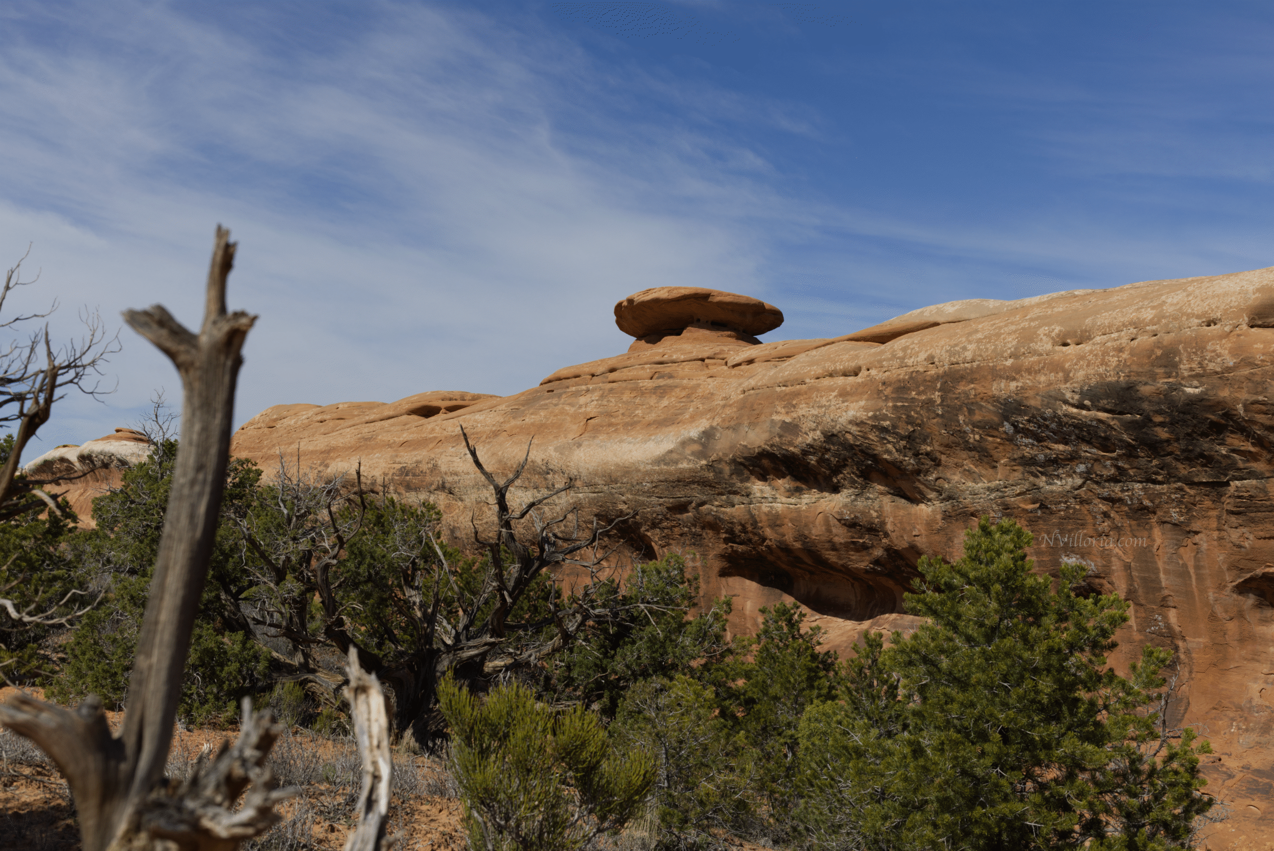 views from hiking at Arches National Park - via NVilloria.com
