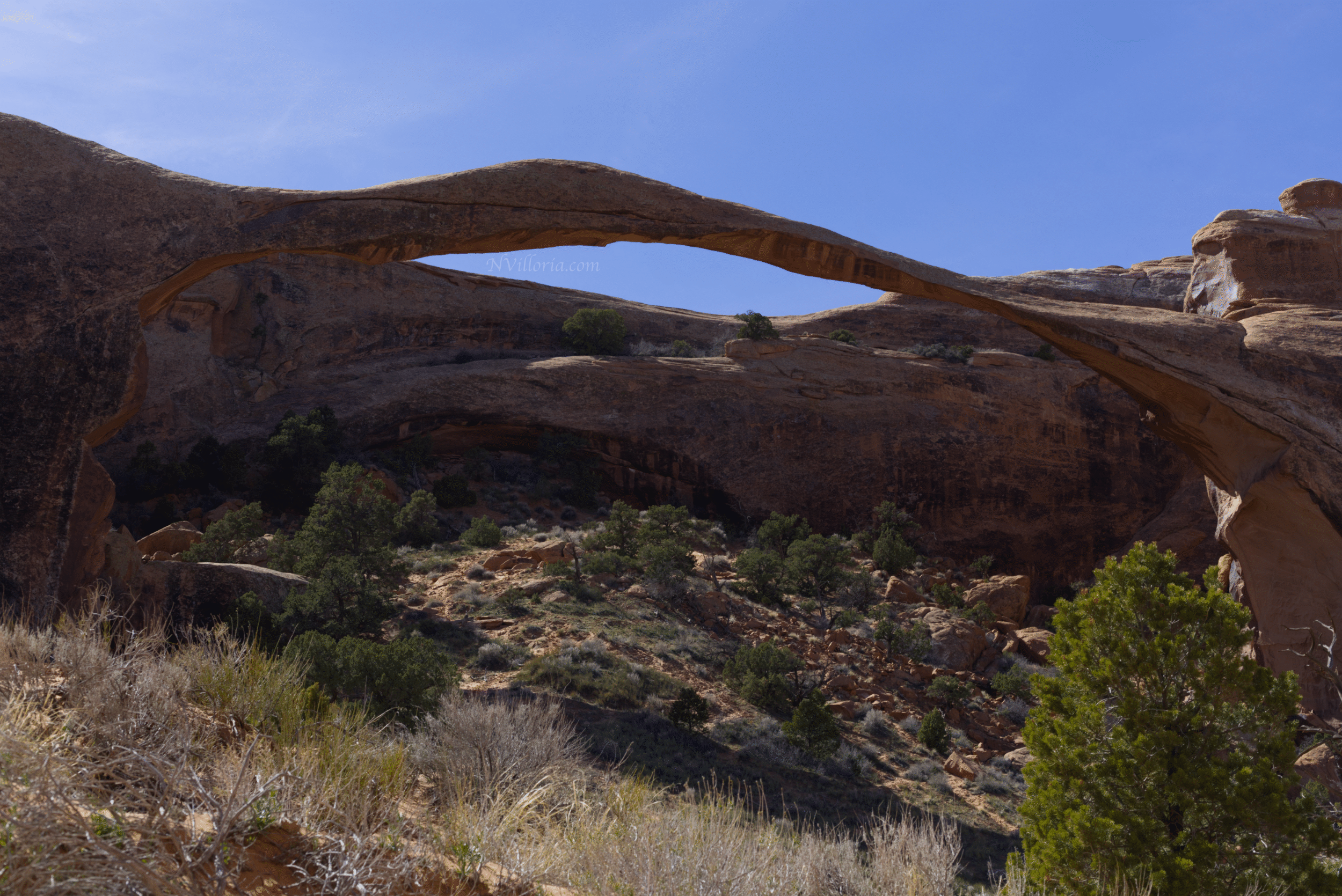 views from hiking at Arches National Park - via NVilloria.com