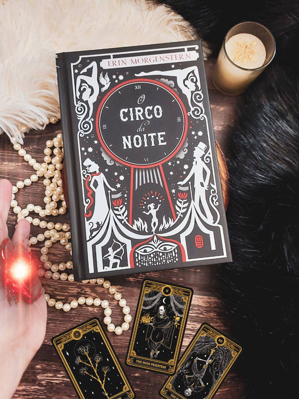 Um circo mágico e cheio de mistério