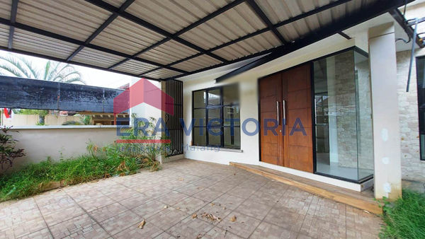 Thumbnail: Rumah Modern Kondisi Bagus Dekat Machung, Elpico Tidar