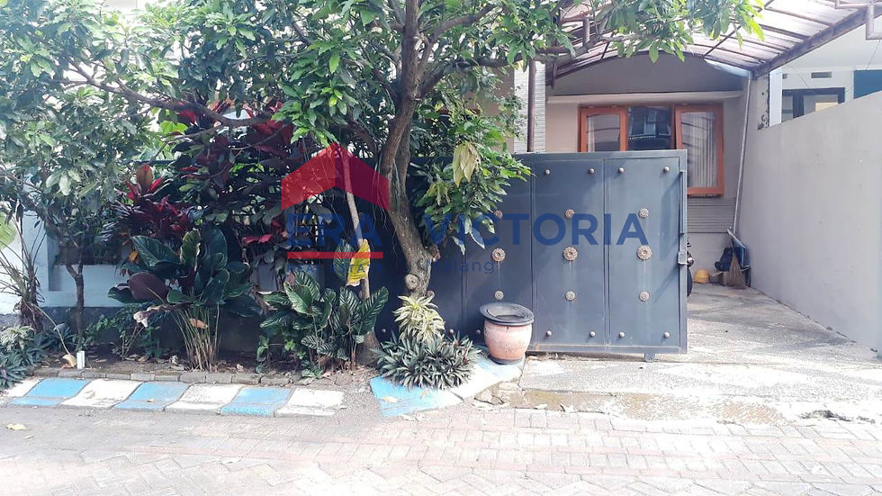 Thumbnail: Rumah Jual Beserta Furnish di Perum Tirtasani Karangploso, 3 Kamar